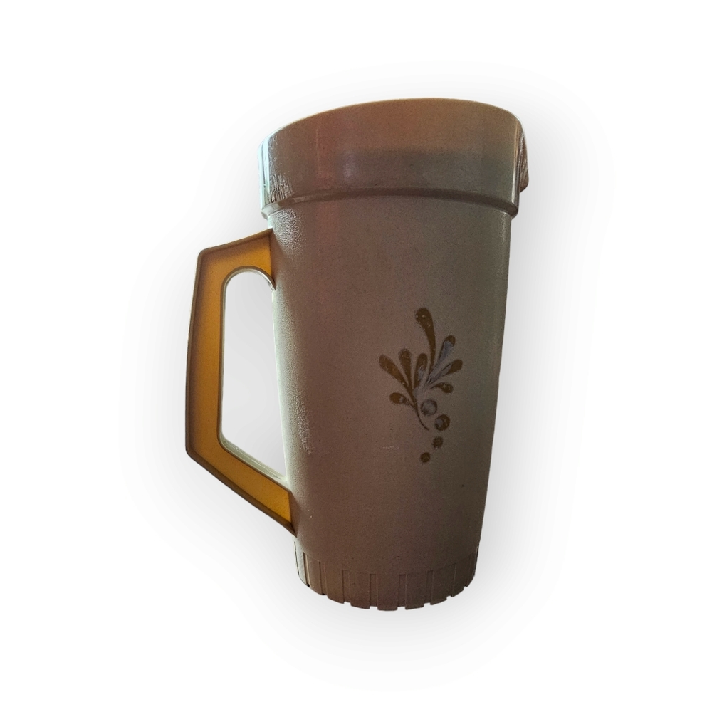 Vintage Tupperware almond‎ color harvest pitcher